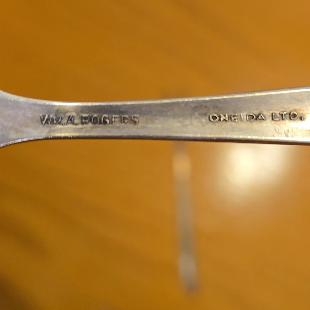VTG WM A. Rogers Oneida Ltd 1958 Wildwood Silverplated Jelly Spoon & Olive Fork
